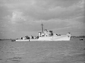 Archivo:British Warships of the Second World War A12236
