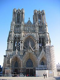 Archivo:Cathedral Notre-Dame de Reims, France