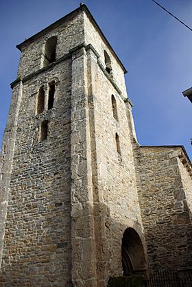 Corullon 02 iglesia San Esteban by-dpc.jpg