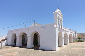 Ermita de Nuestra Señora del Amparo, Cumbres Mayores 01.jpg