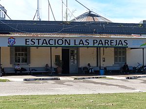 Archivo:Estación Las Parejas