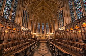 Archivo:Exeter College Chapel, Oxford - Diliff
