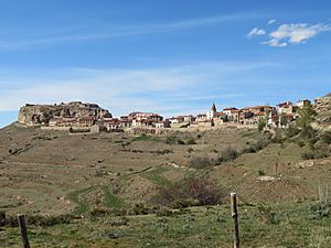 Archivo:Gúdar, municipio de la comarca Gúdar-Javalambre, Teruel
