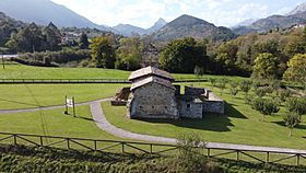 Iglesia San Juan de Ciliergo 09.jpg