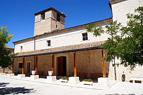 Iglesia de Olombrada.jpg