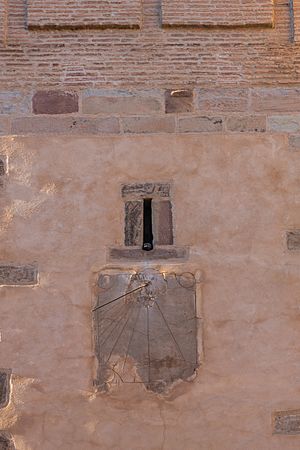 Archivo:Iglesia de Santa Ana, Morata de Jalón, Zaragoza, España, 2015-01-05, DD 07