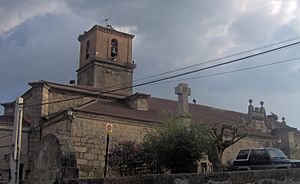 Archivo:Iglesia de casavieja2