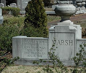 Archivo:MargaretMitchell-grave