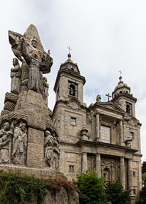 Archivo:Monasterio de San Francisco, Santiago de Compostela, España, 2015-09-22, DD 03
