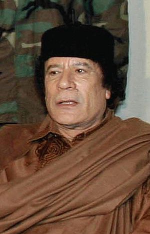Archivo:Muammar al-Gaddafi-09122003