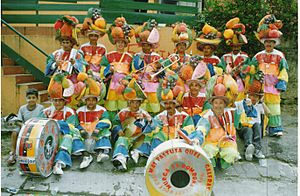 Archivo:Murga de Carnaval