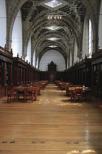 Archivo:Palacio Nacional - Biblioteca