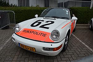 Archivo:Porsche 911 Rijkspolitie