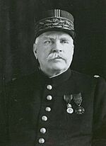 Portrait de Joseph Joffre (cropped)(b).jpg