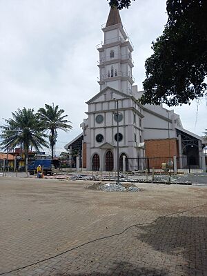 Archivo:Santuario Nacional de Nuestra Señora de la Limpia Concepción del Rescate de Ujarrás, iglesia católica de Paraíso.