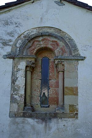 Archivo:Sariegomuerto 04 iglesia Santa Maria by-dpc
