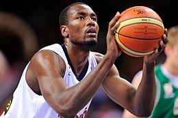 Archivo:Serge Ibaka by Augustas Didzgalvis