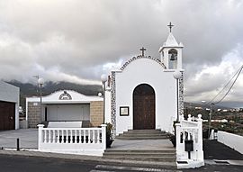 Tenerife - La Cisnera - church 02.jpg