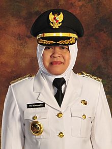 Tri Rismaharini.jpg