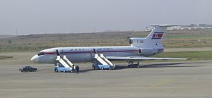Archivo:Tupolev Tu-154B-2