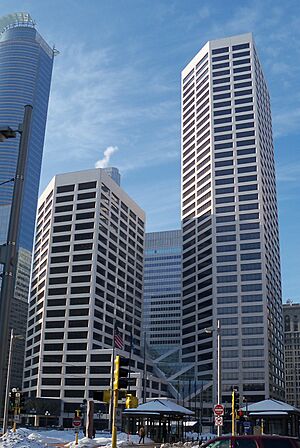 Archivo:US Bank Plaza 1 Minneapolis 1