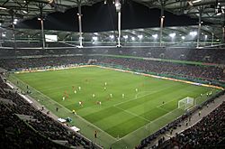 Archivo:Volkswagen Arena Spielfeld 2
