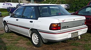 Archivo:1991 Ford Laser (KF) GL Livewire sedan 01
