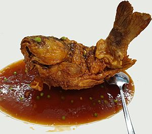 Archivo:20200717 202418a Fish dish, TaiBei ChuanQi Reastaurant Qingdao anagoria