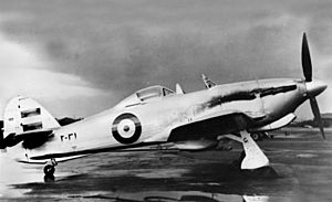 Archivo:A Two-seat Hawker Hurricane of Air Force of Iran