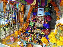 Archivo:Altar de Día de Muertos en Actopan, Hidalgo, México (2017). 24