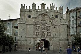 Arco de Santa María 1.jpg