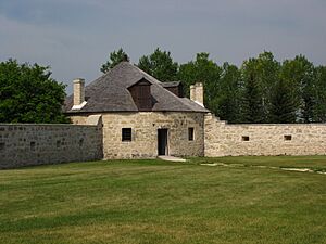 Archivo:Bastion at Lower Fort Garry