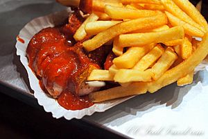 Archivo:Berlincurrywurst