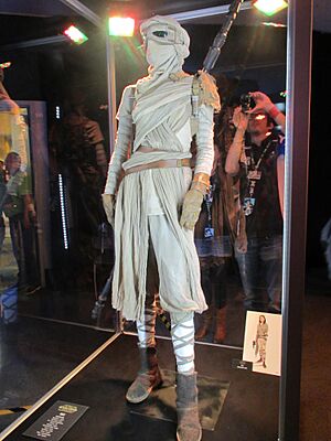 Archivo:Celebration Anaheim - The Force Awakens Exhibit (17208210309)
