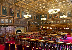 Archivo:Courtroom of the New York Court of Appeals
