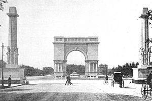 Archivo:Grand Army Plaza 1894