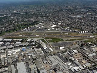 Hayward Executive Airport 07820.JPG