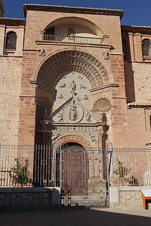 Archivo:Iglesia de Nuestra Senora de la Asuncion - Manzanares 02