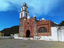 Iglesia de San Lorenzo Mártir en Tlacotlapilco, Hidalgo 01.jpg