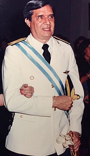 Archivo:Lami Dozo 1981