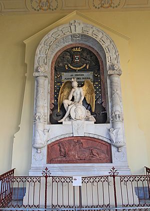 Archivo:Mausoleo del I Marqués del Duero (Madrid) 01