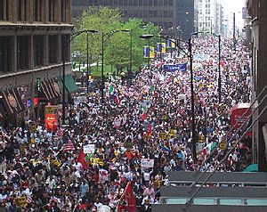 Archivo:May 1 2006 Rally in Chicago