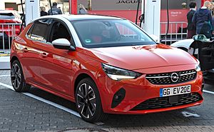 Archivo:Opel Corsa-e at IAA 2019 IMG 0738