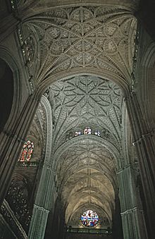 Archivo:Sevilla kathedrale innenansicht