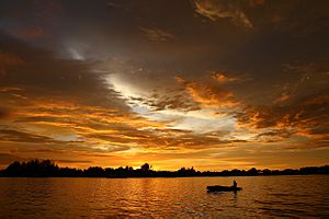 Archivo:Sunset @Kota Kinabalu