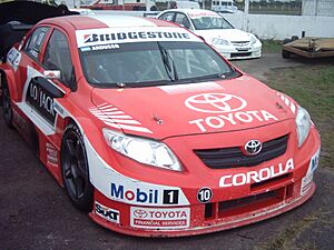 Archivo:TC 2000 Toyota Corolla 2010