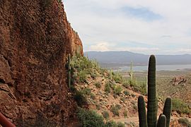 Tonto-National-Monument,-facing-east