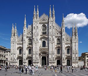 Archivo:20110724 Milan Cathedral 5260