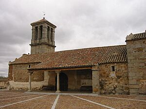 Archivo:Casalgordo(Toledo)-Iglesa1