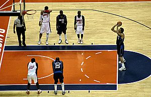 Archivo:FreiwurfNowitzki